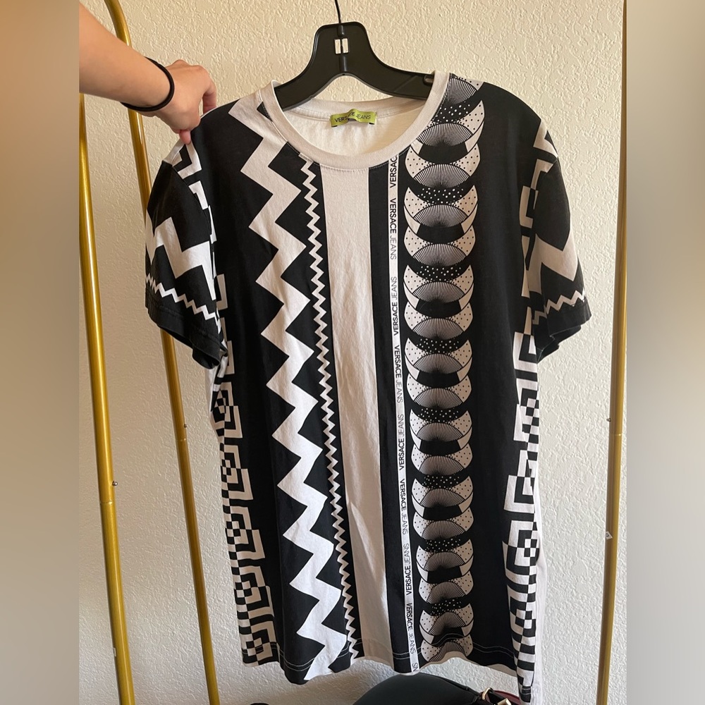 Versace top black and white